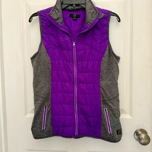 Purple and spackle black Women's puffer vest light warm medium  zipper pockets